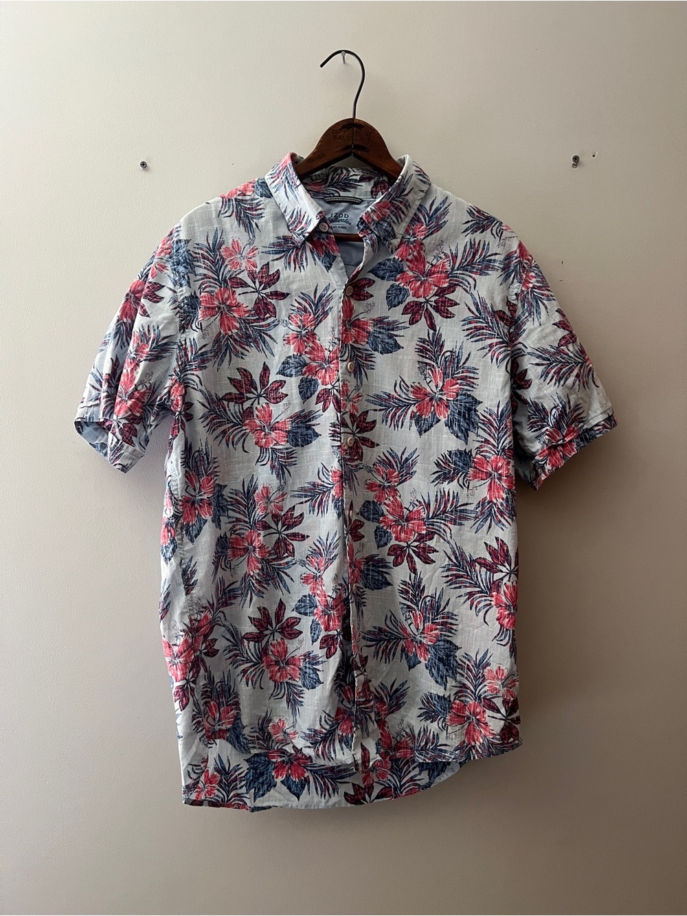 Men's Floral Short-Sleeve Button-Up Shirt - White with Pink & Blue